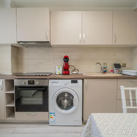 Luxury 2br On Decebal Avenue *