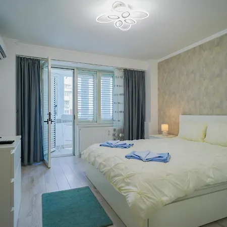 Luxury 2br On Decebal Avenue דירה *