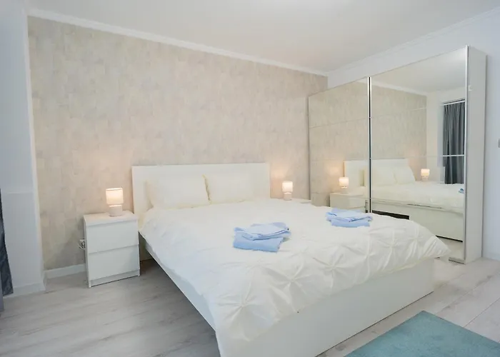 Luxury 2br On Decebal Avenue Apartamento *