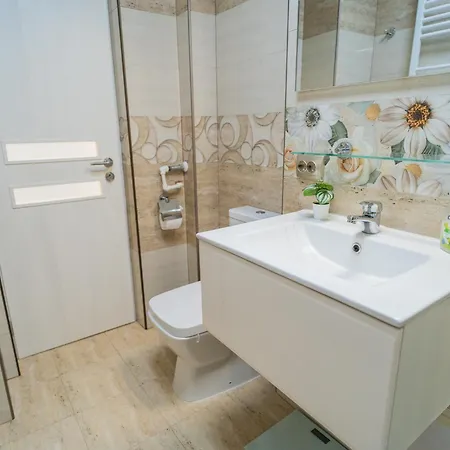 Luxury 2br On Decebal Avenue Apartment Bucharest