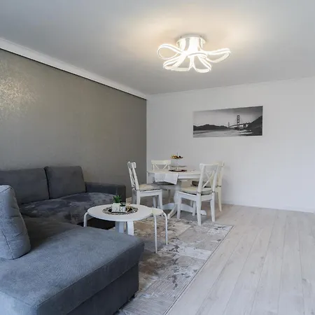 Luxury 2br On Decebal Avenue Bucharest