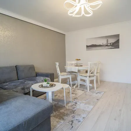 Luxury 2br On Decebal Avenue Apartman