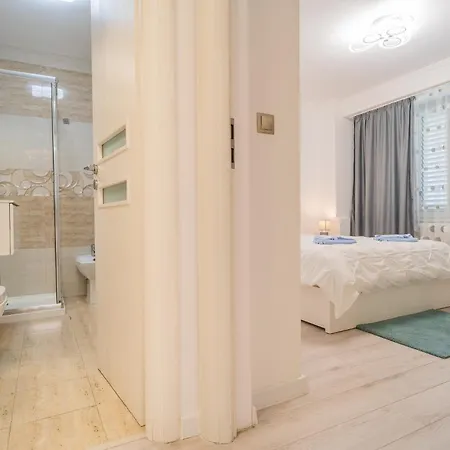 Appartement Luxury 2br On Decebal Avenue *