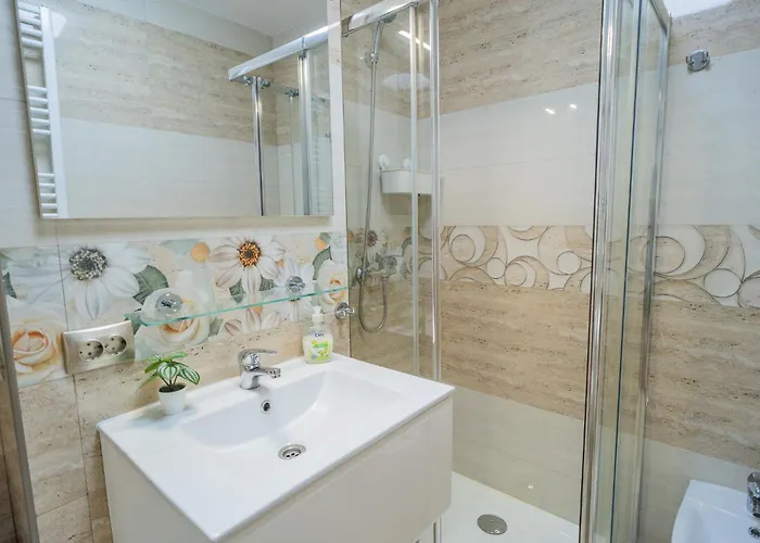 Luxury 2br On Decebal Avenue *