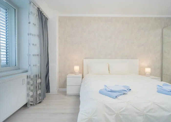 Luxury 2br On Decebal Avenue Appartement Boekarest