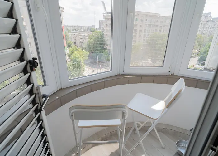 Lägenhet Luxury 2br On Decebal Avenue Bukarest