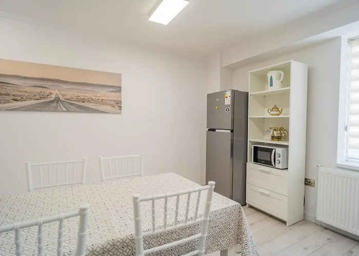 Lägenhet Luxury 2br On Decebal Avenue Bukarest