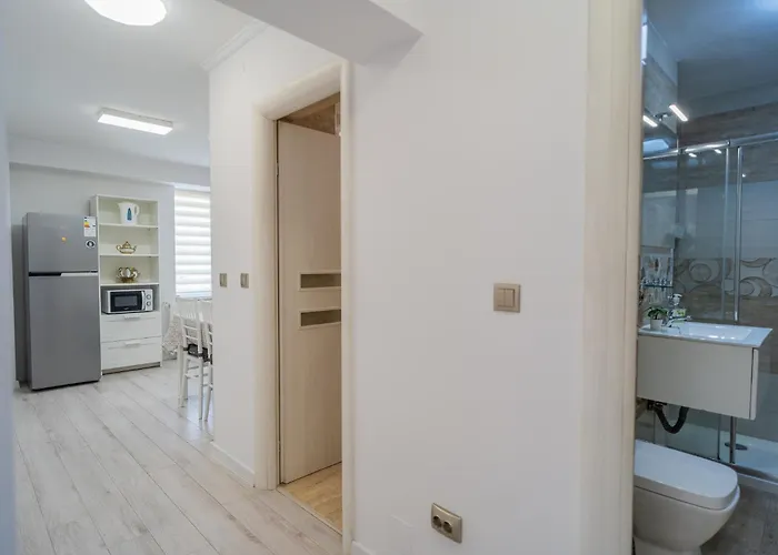 Lägenhet Luxury 2br On Decebal Avenue Bukarest