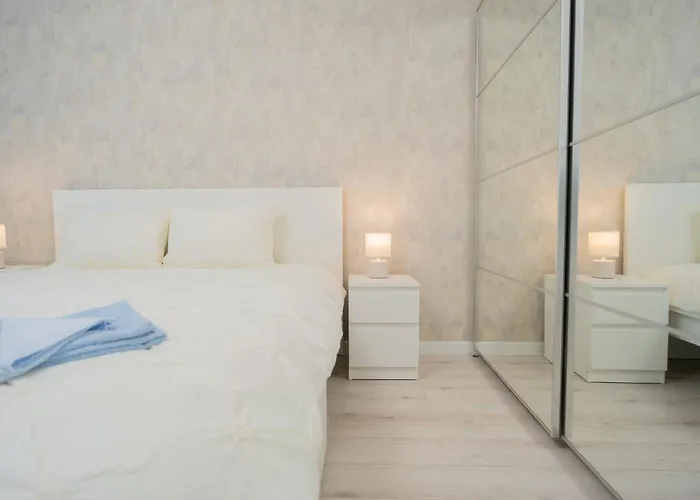 Luxury 2br On Decebal Avenue